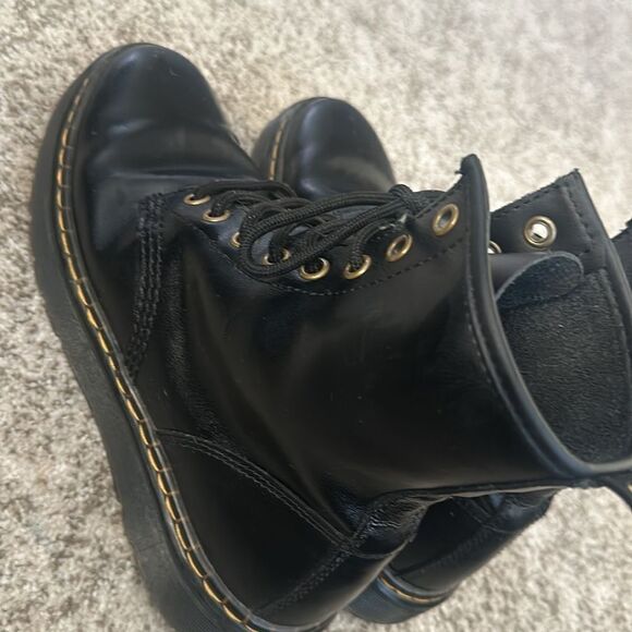 Dr. Martens Zavala Women’s Combat Boots 7 - Picture 5 of 9
